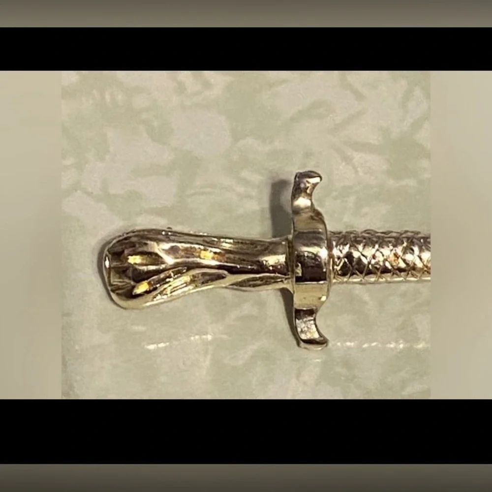 Vintage Silver Tone Sword Brooch #7568